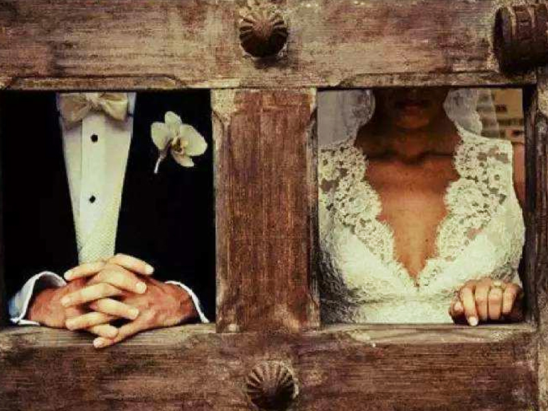 一,担心"婚姻是爱情的坟墓"